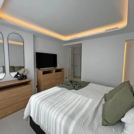 Serenity - Contemporary 2 Bedroom Apartment Marbella