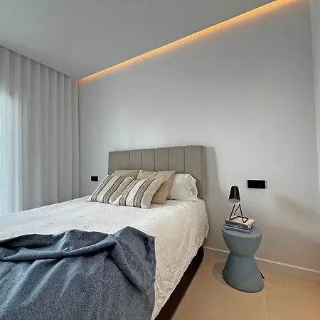 Serenity - Contemporary 2 Bedroom *