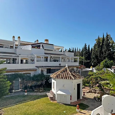 Serenity - Contemporary 2 Bedroom Apartment Marbella